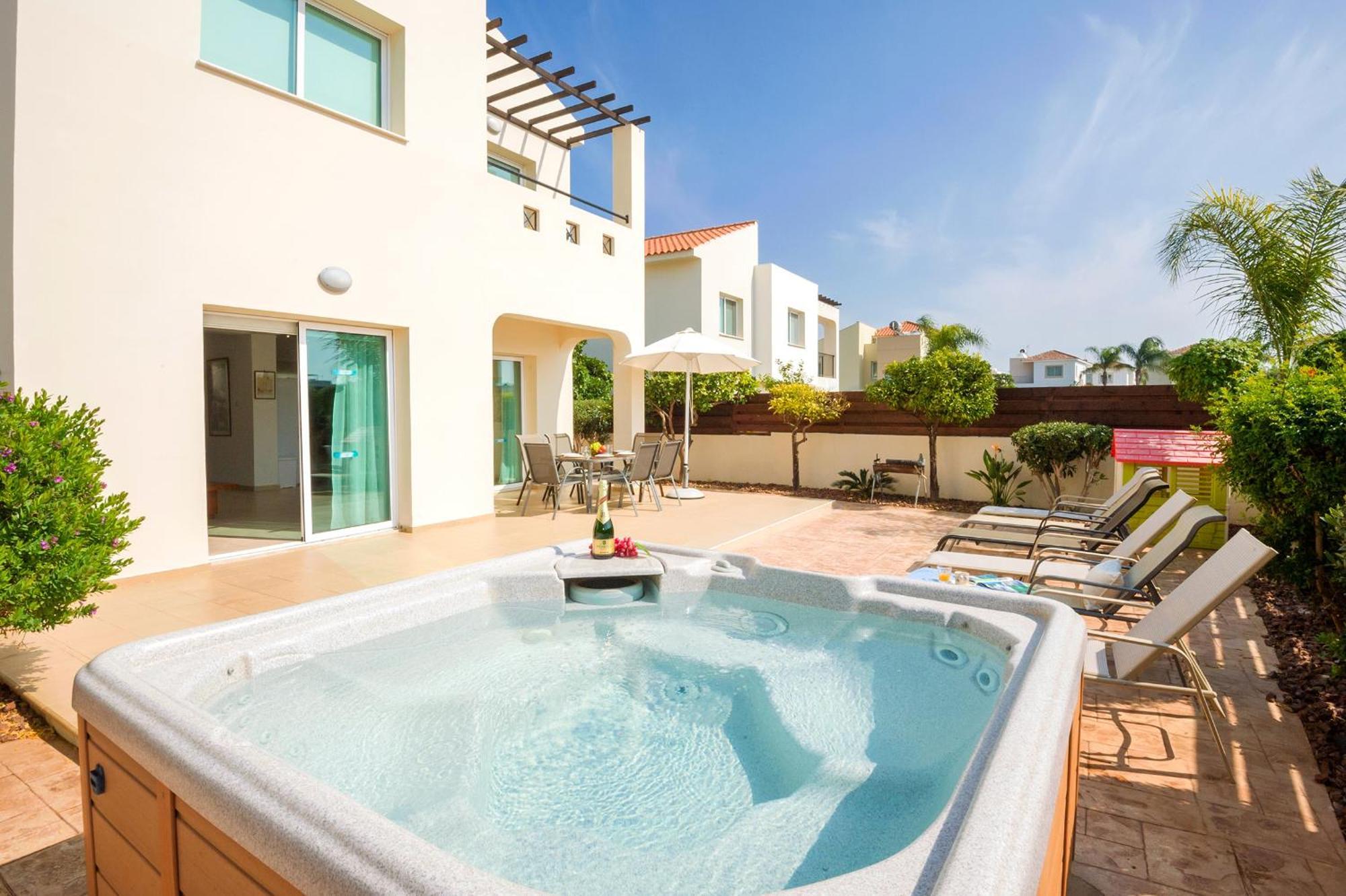 Villa Ivy โปรทาราส ภายนอก รูปภาพ